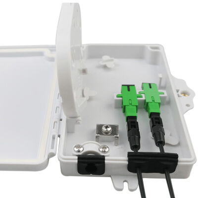 2-portowa skrzynka zaciskowa światłowodu FTTH Zewnętrzny / wewnętrzny PC ABS Materiał Jasnoszary