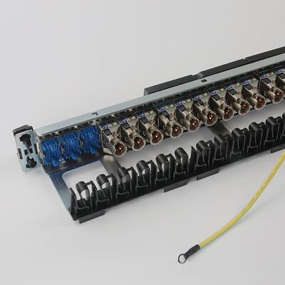 Patch panel sieciowy UTP Zintegrowany panel krosowy RJ45 1U 24 porty